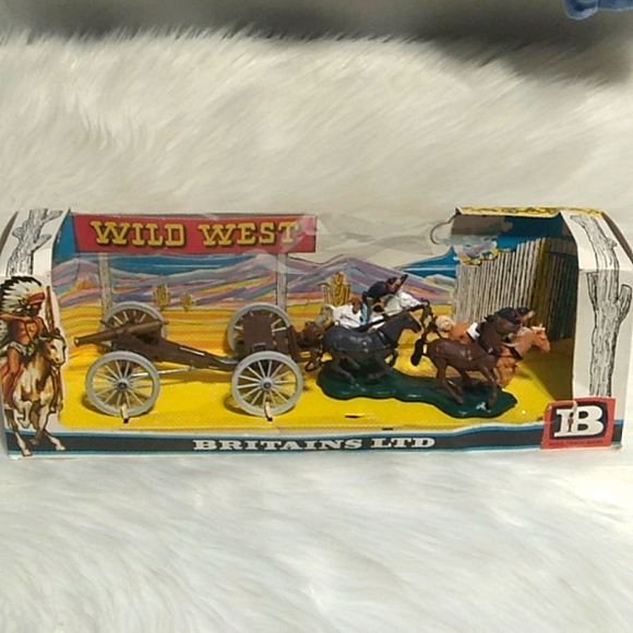RARE! Wild West Britains Models Made In England Gun Team & Limber Federal
